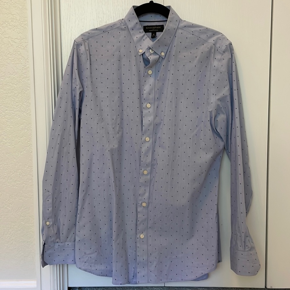 Banana Republic- Blue Button Down Shirt
